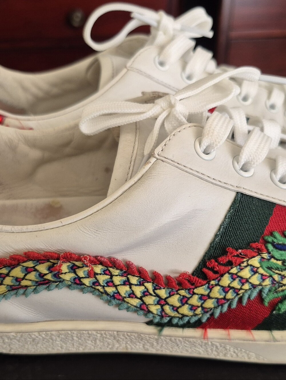 Gucci White Sneakers with Red and Green Snakeskin Accents - Picture 7 of 9